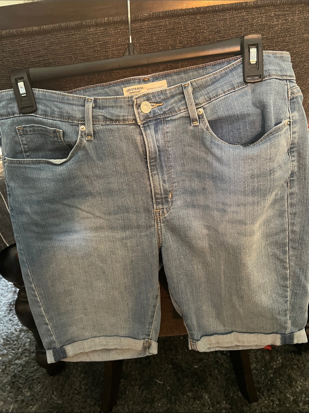 Levi's Light Blue Bermuda Rolled-Cuff Denim Shorts size 16